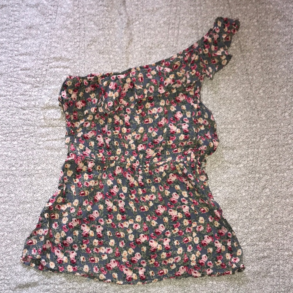 Rue21 One Shoulder Top